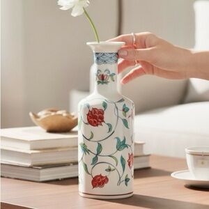 Ashibi Floral Porcelain Vase White with Red Flowers 7.25” Tall Made in Japan